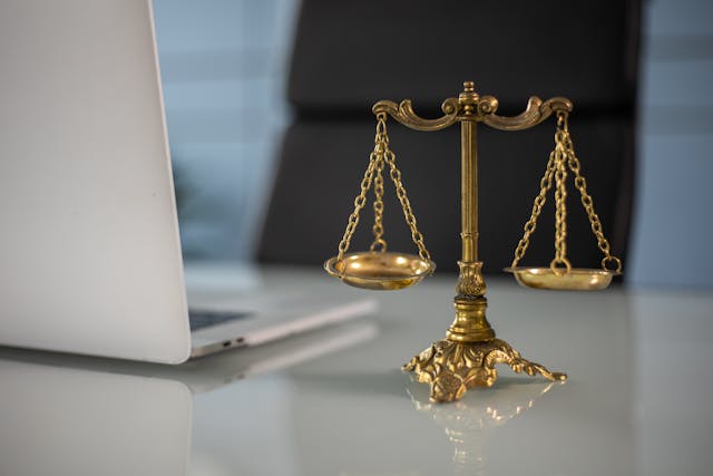 lawyer table in nyc